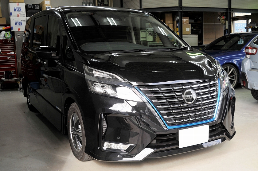 日産 セレナ　カーフィルム施工事例