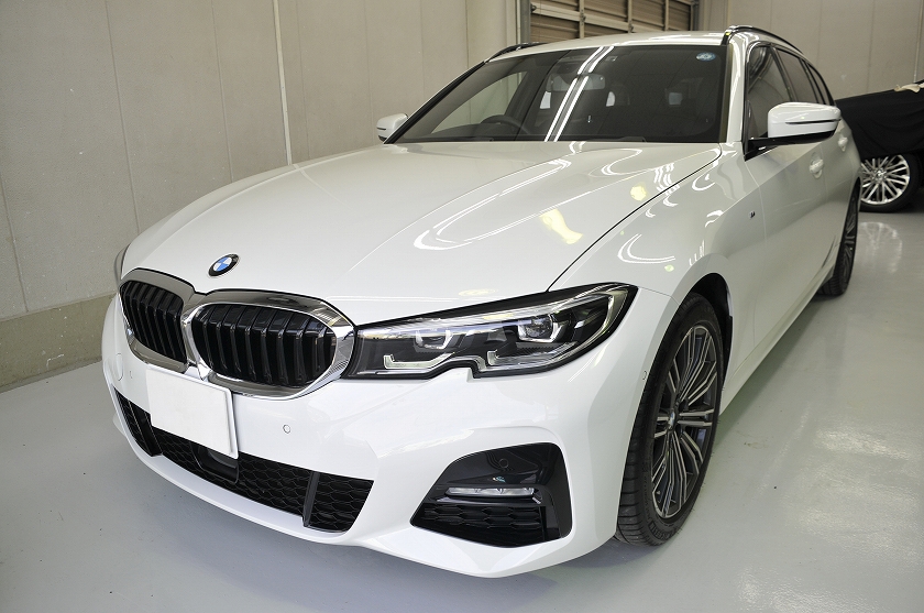 BMW 320i ツーリング　カーフィルム施工事例