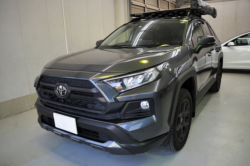 トヨタ RAV4　カーフィルム施工事例