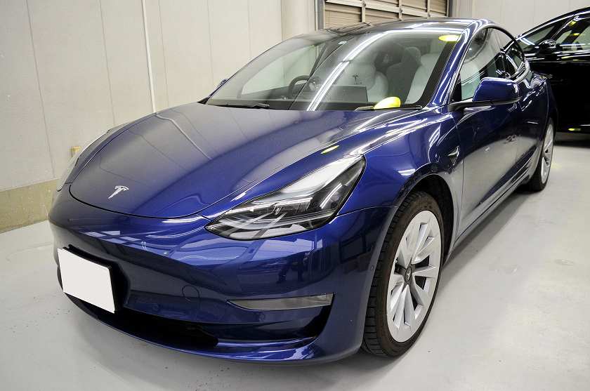 テスラ モデル3　カーフィルム 施工事例